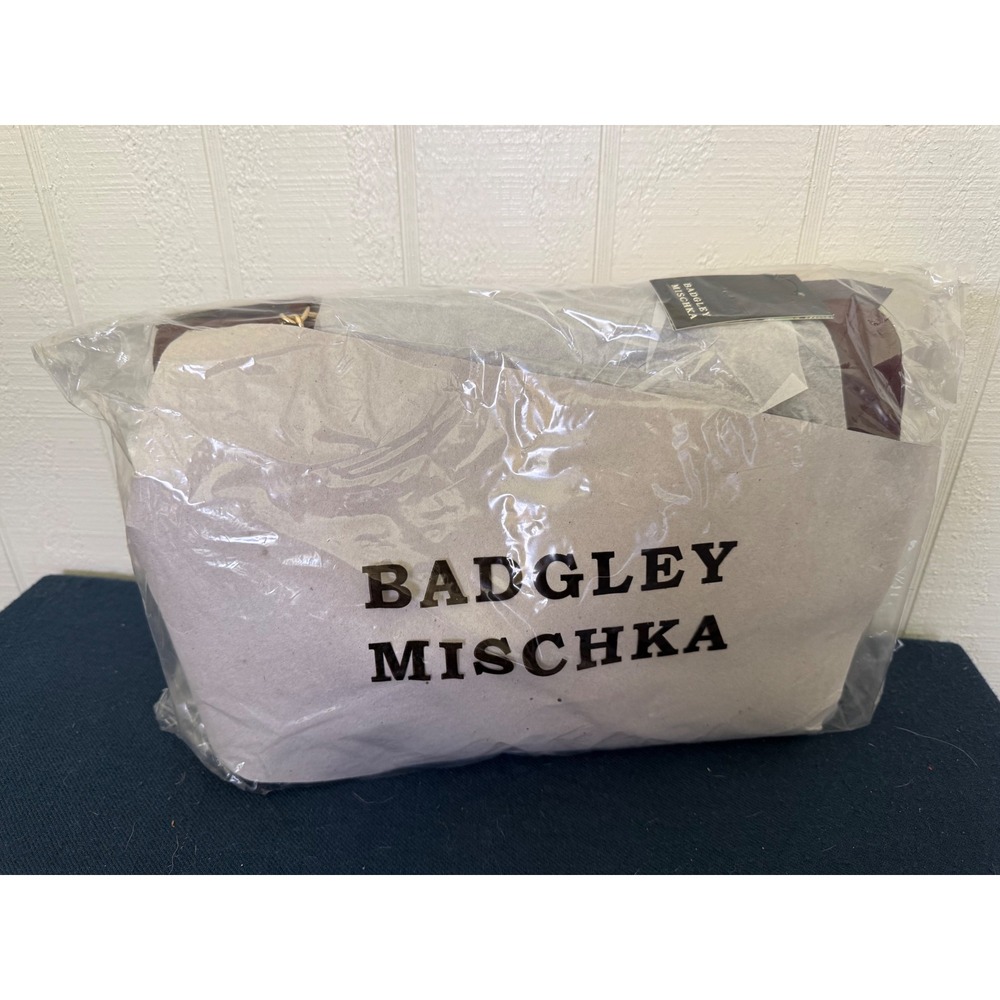 Badgley Mischka Quilted Messenger Bag Plum Vegan Leather BMH-509 New - Picture 8 of 9
